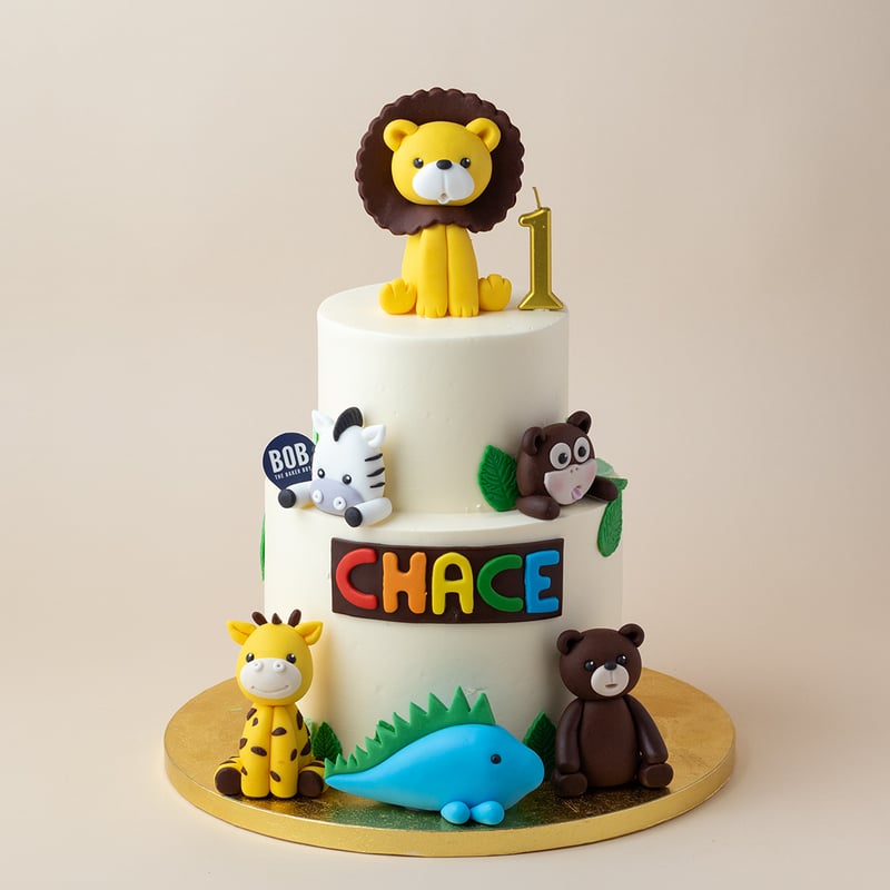Leafy Safari Cake with Five Animals