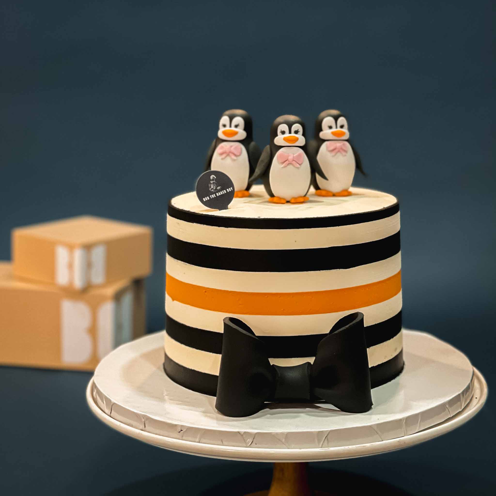 A Beginner’s Guide to Ordering a Customised Birthday Cake
