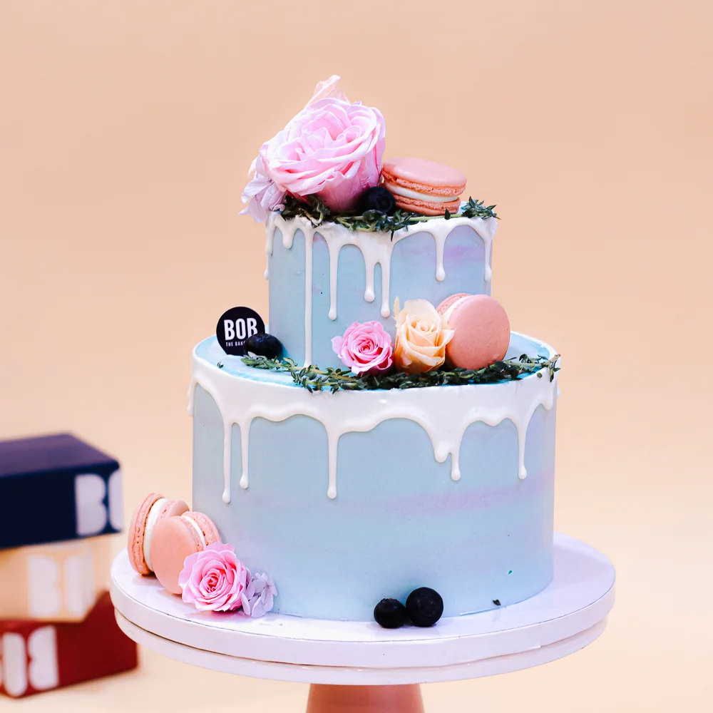 Paddlepop Drip Cake with Dusty Pink Flora