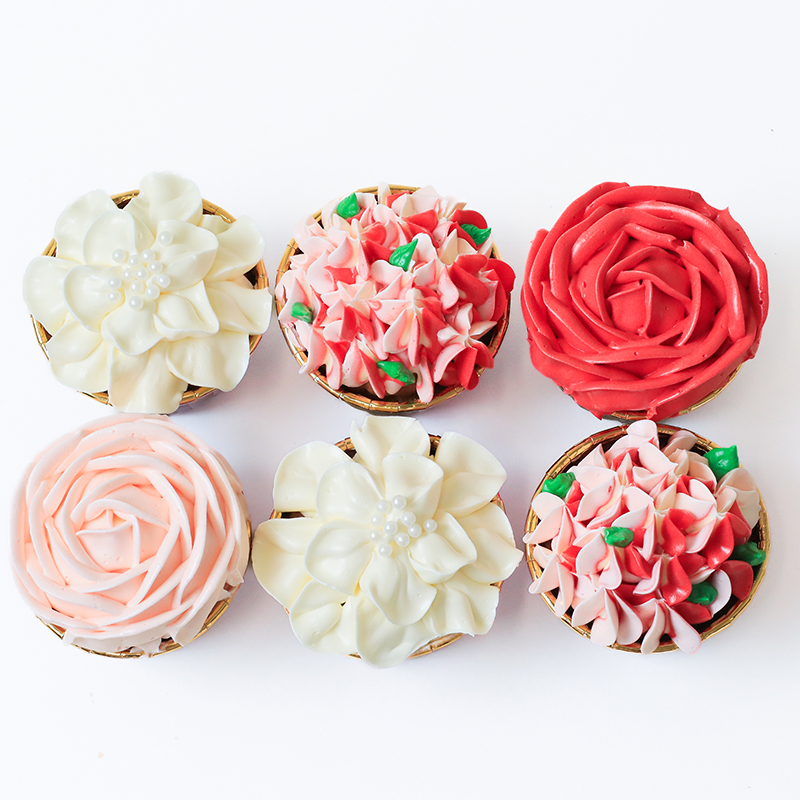 Feminine Buttercream Floral Cupcakes (6s)