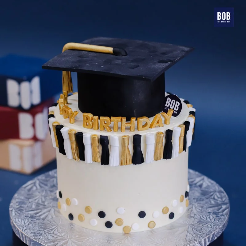 Marble Buttercream Graduation Cake -Sugar Hat & Diploma Cake Topper – Pao's  cakes