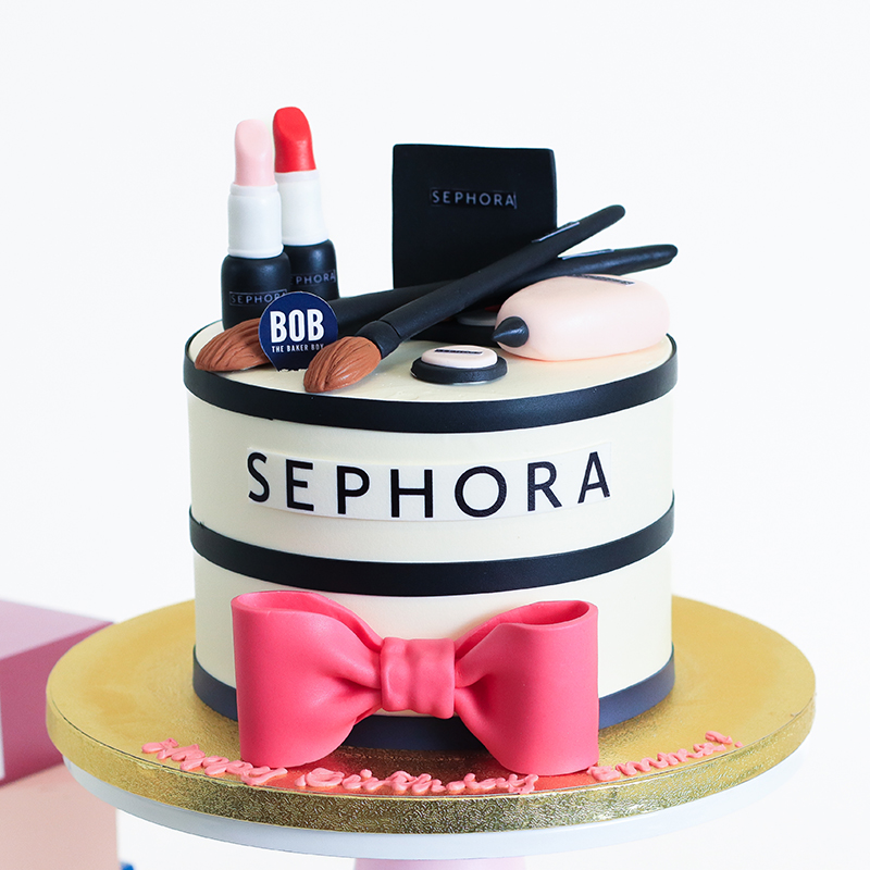 Mad About Makeup Beauty Cake