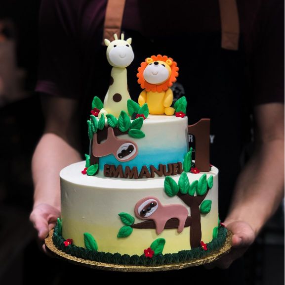 Jungle Safari Cake with Sloths and Animals