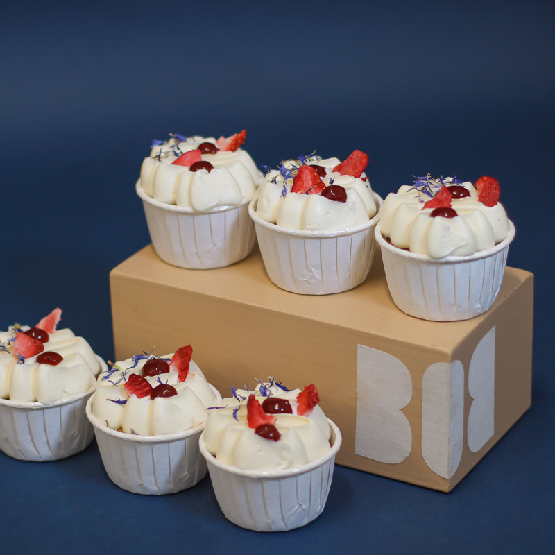 Basic Single Flavor Cupcakes (Dozen) 