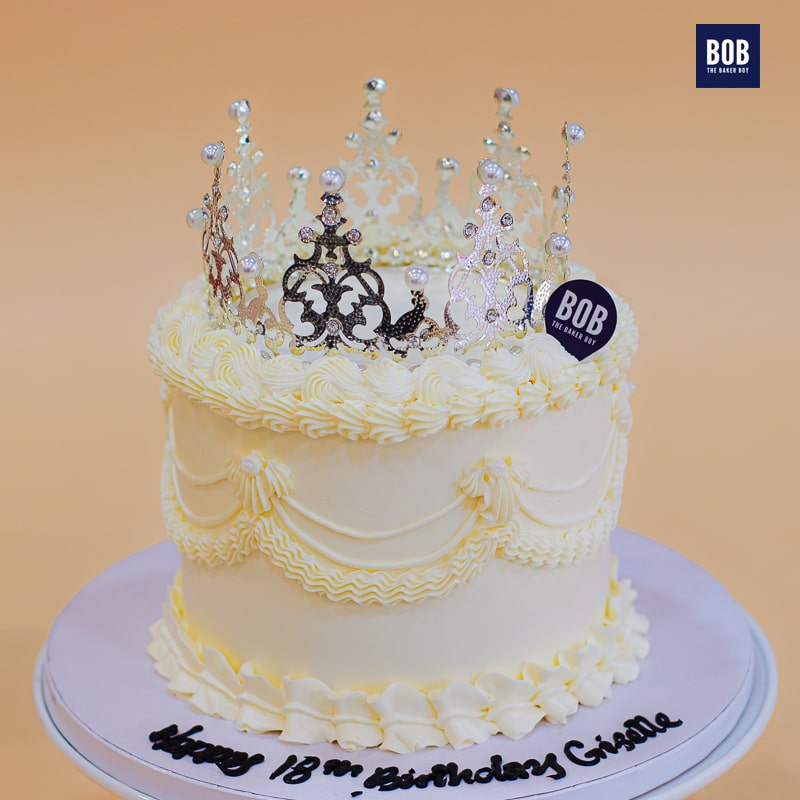 Classic Korean Cake with a Silver Crown