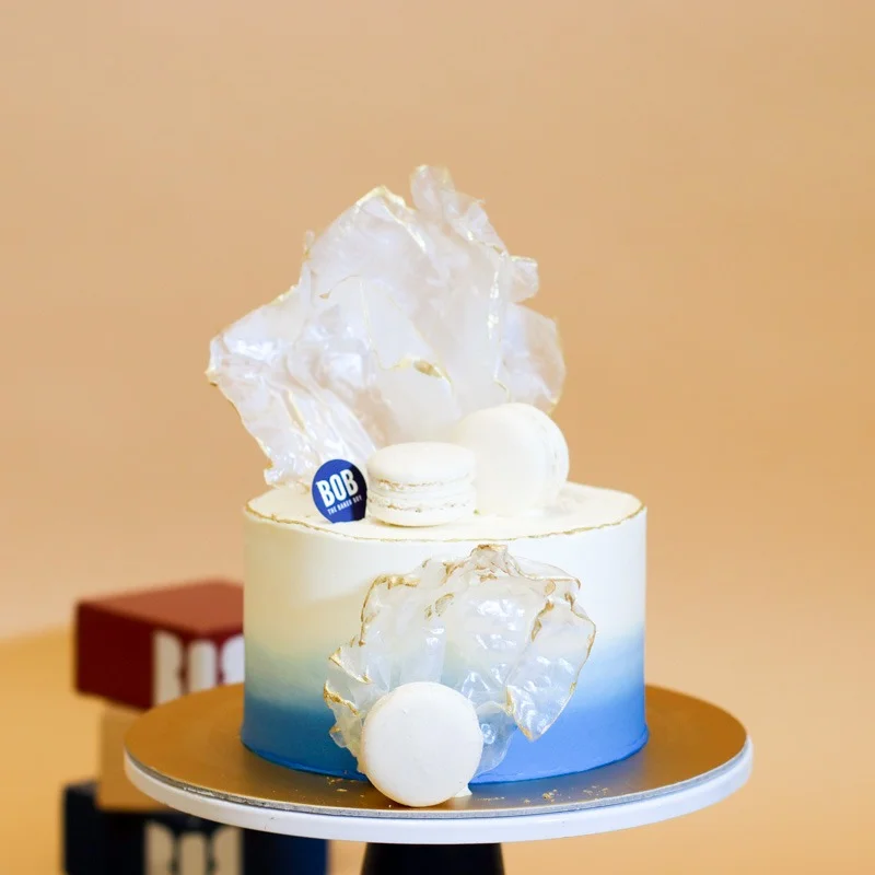 White Red Hearts Anniversary Cake | Romantic Anniversary Cakes Online –  Kukkr