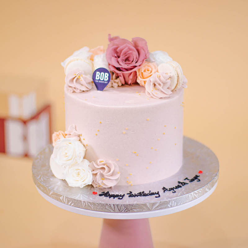 Dainty Floral Cake in Mauve Pink