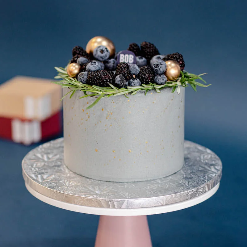 Cool Grey Berries Cake with Gold Ornaments