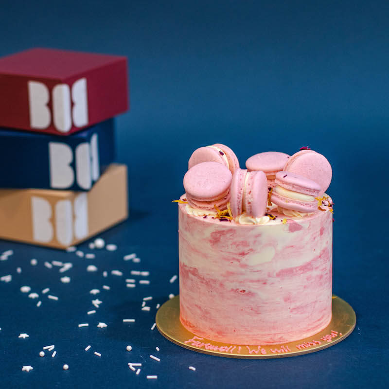 Dusty Rose Marbled Mini Cake with Macarons