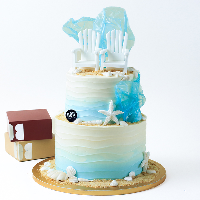 Beach Cake in Baby Blue 