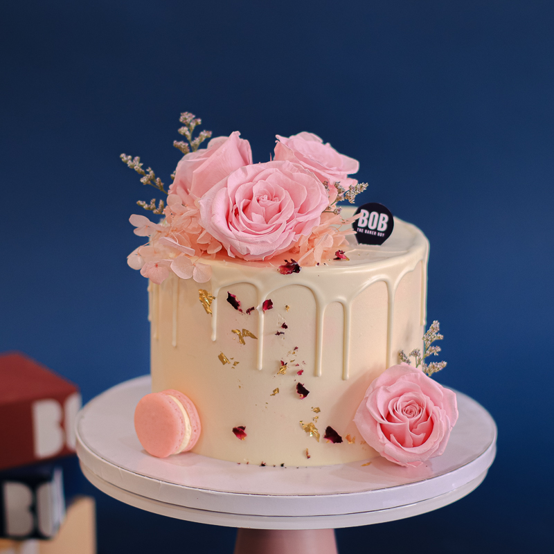 White with Pastel Pastel Pink Accent Floral Cake