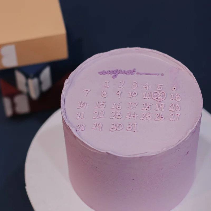 Minimalist Calendar Date Korean Cake