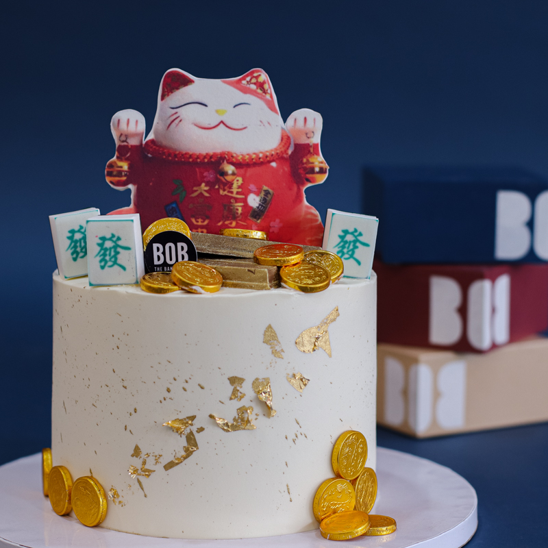Lucky Fortune Cat Prosperity Cake