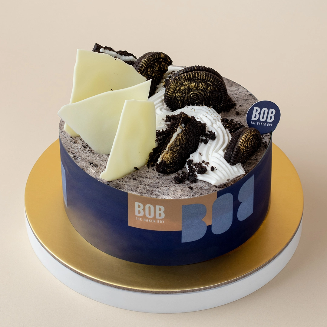 Cookies and Cream Overload Cake